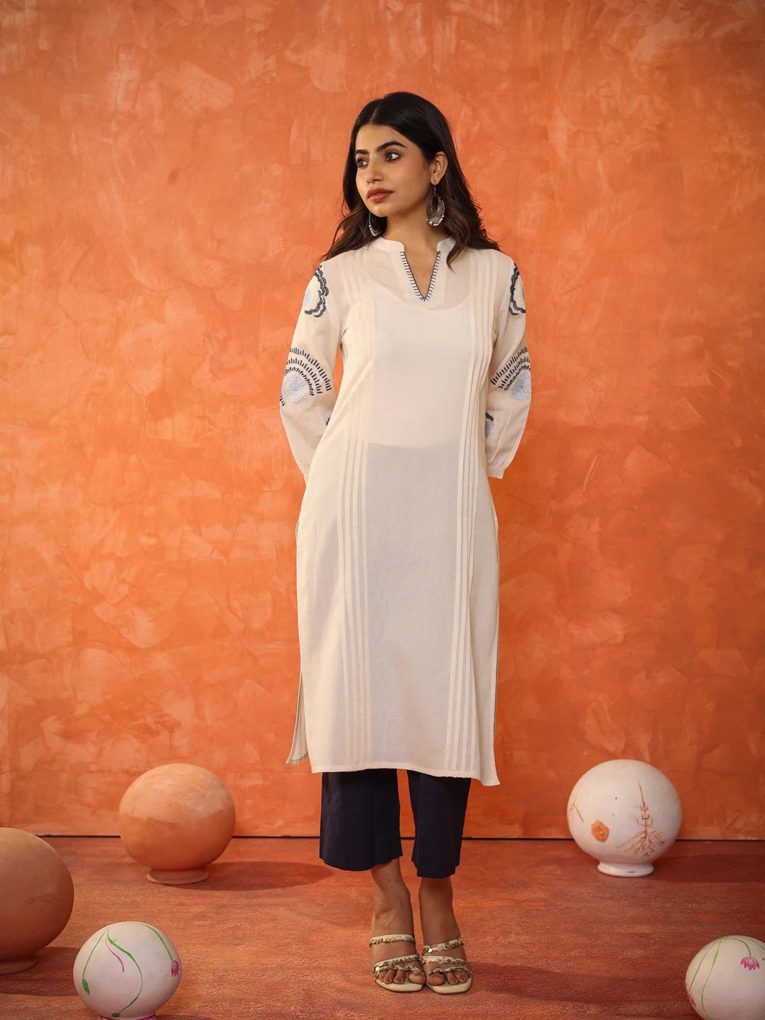 LINEN BLEND PINTUCK EMBROIDERED KURTA