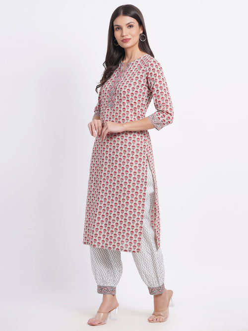 MUL COTTON PRINTED KURTA WITH LANTERN PANT SET EMBELLISHED WITH KANTHA DETAIL.