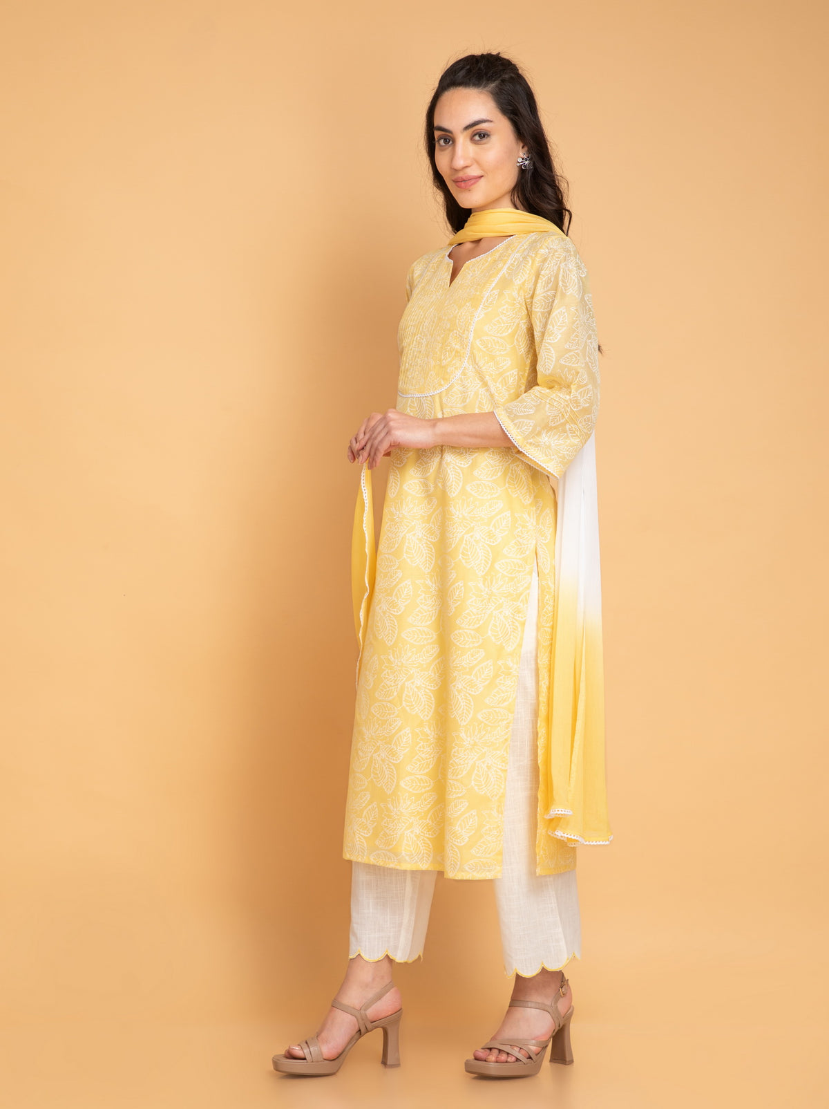 Chanderi Silk Printed Kurta Pant Set with Lace and Pintuck Details