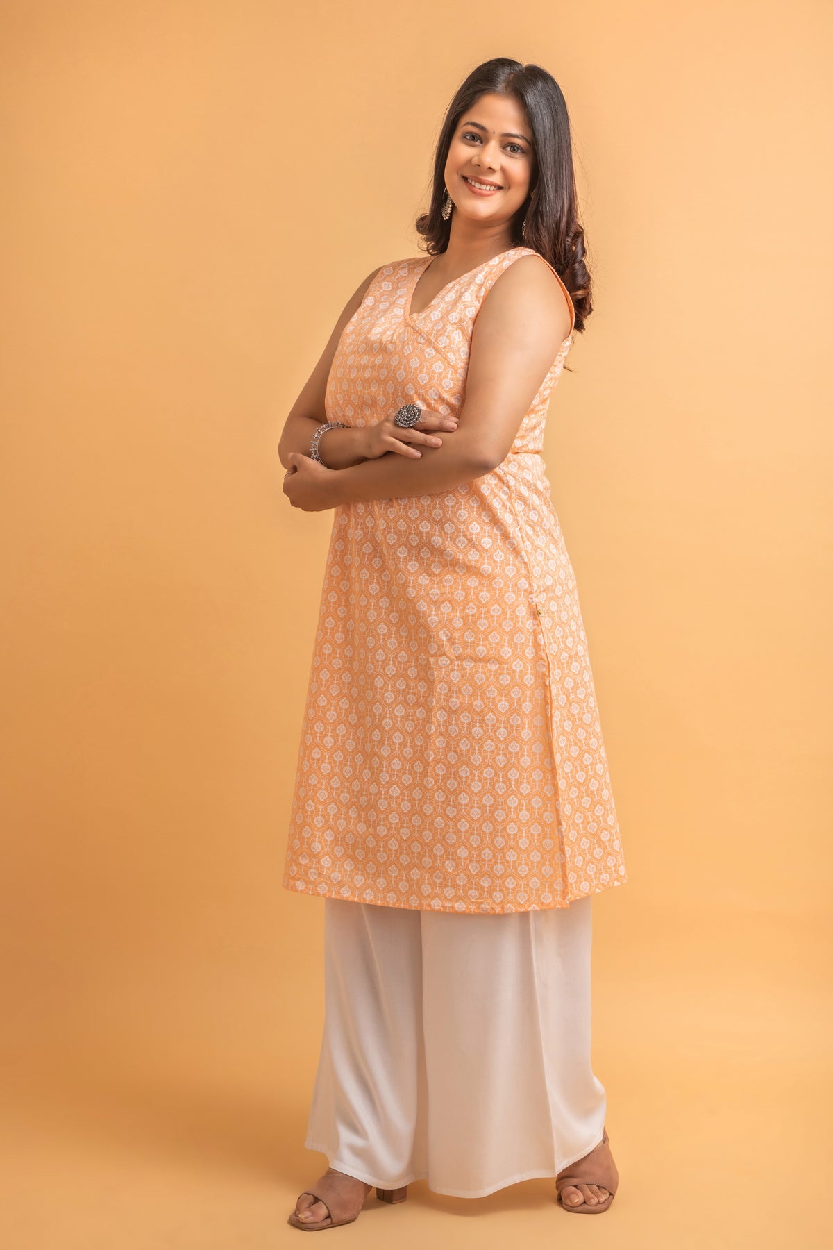 Khadi Print Sleeveless Long Kurti