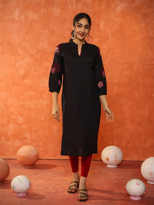 LINEN BLEND PINTUCK EMBROIDERED KURTA