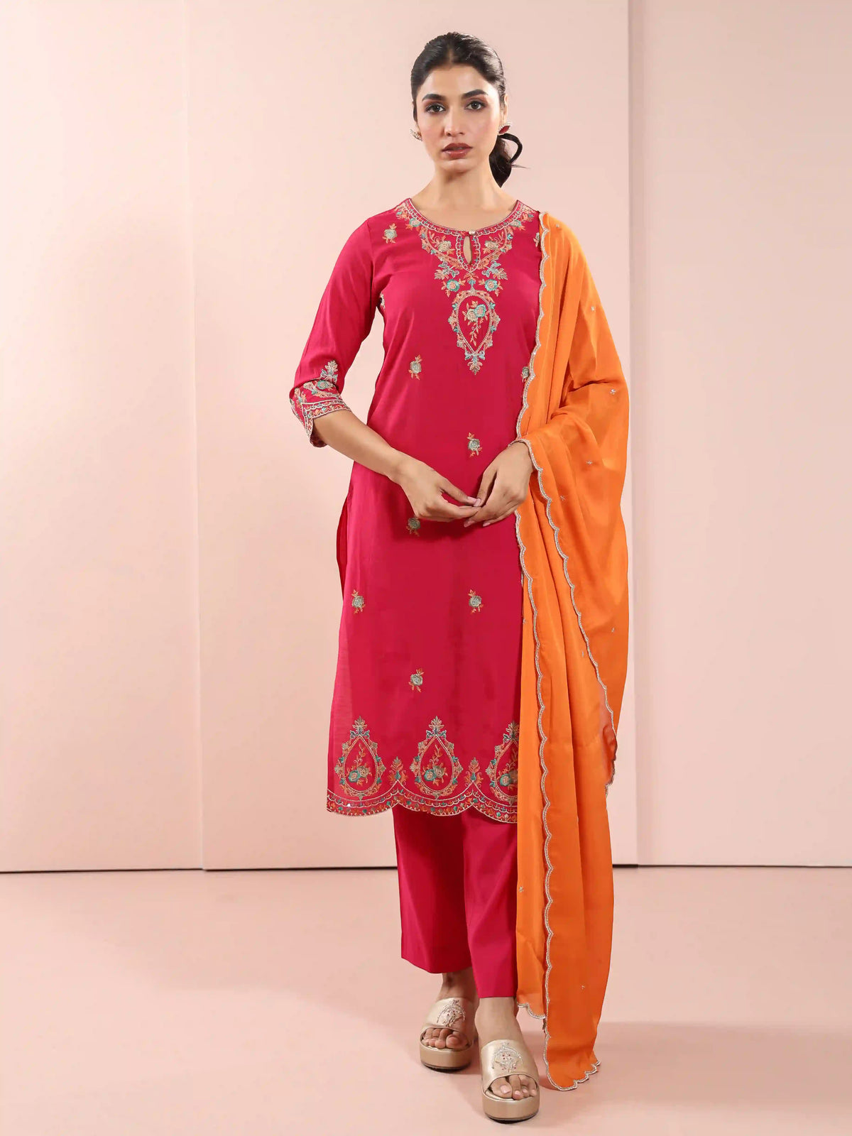3PC CHIKANKARI EMBROIDERY KURTA SET