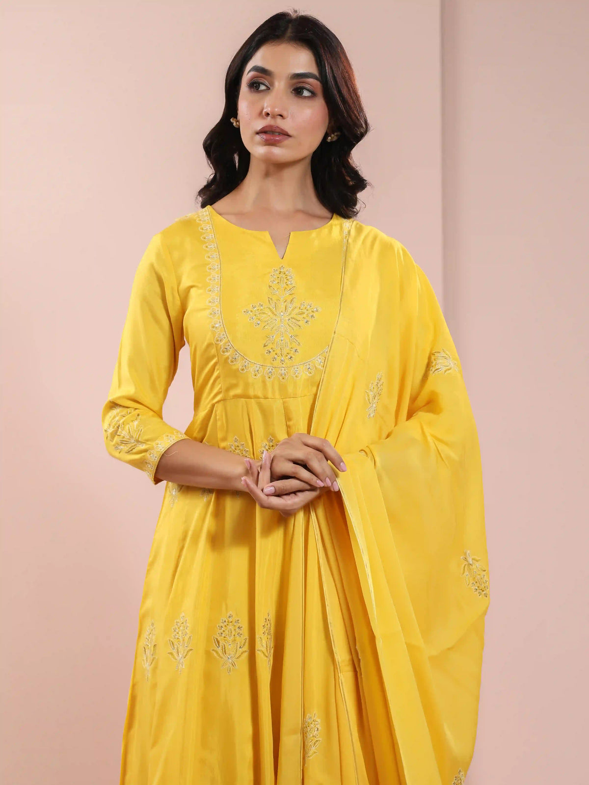MUSLIN SILK CHIKANKARI EMBROIDERED 3PC FLAIRED SET
