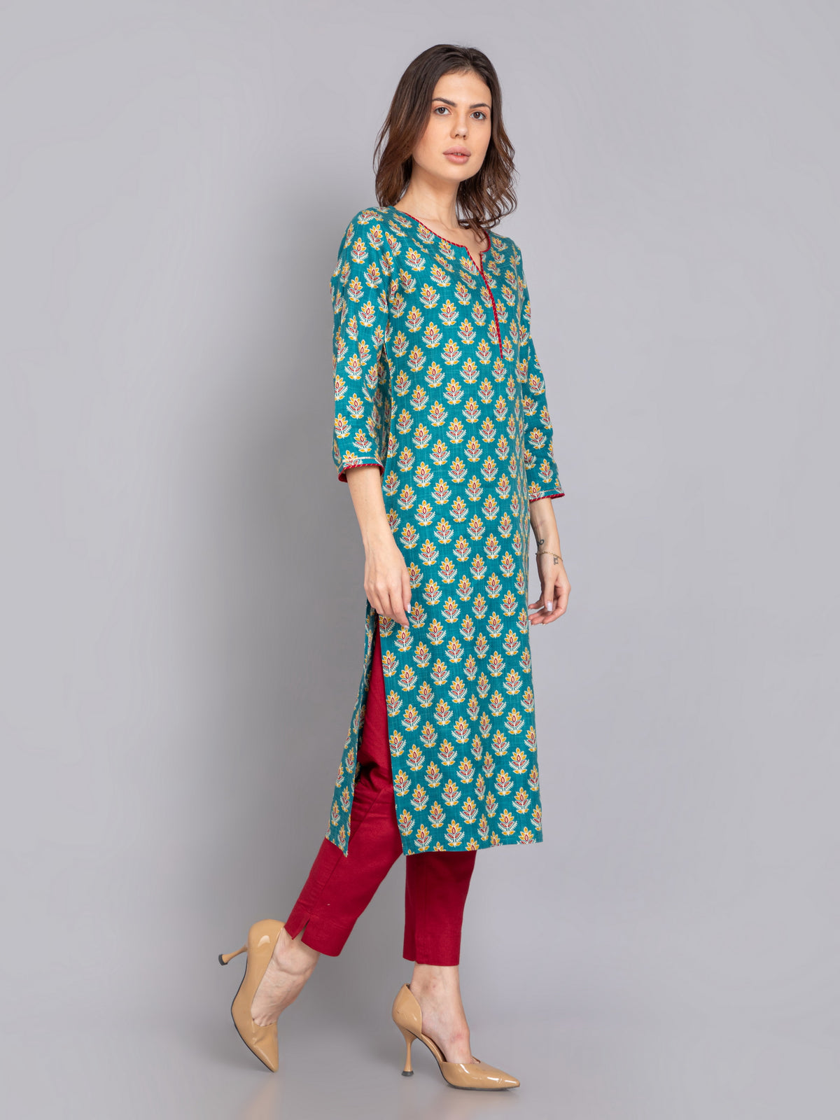 Suti Women Rayon Floral Printed Long Kurti Embellished With Zari Work Details