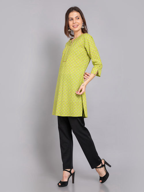 Suti Women Cotton Printed Straight Kurti Detailed With Handwork