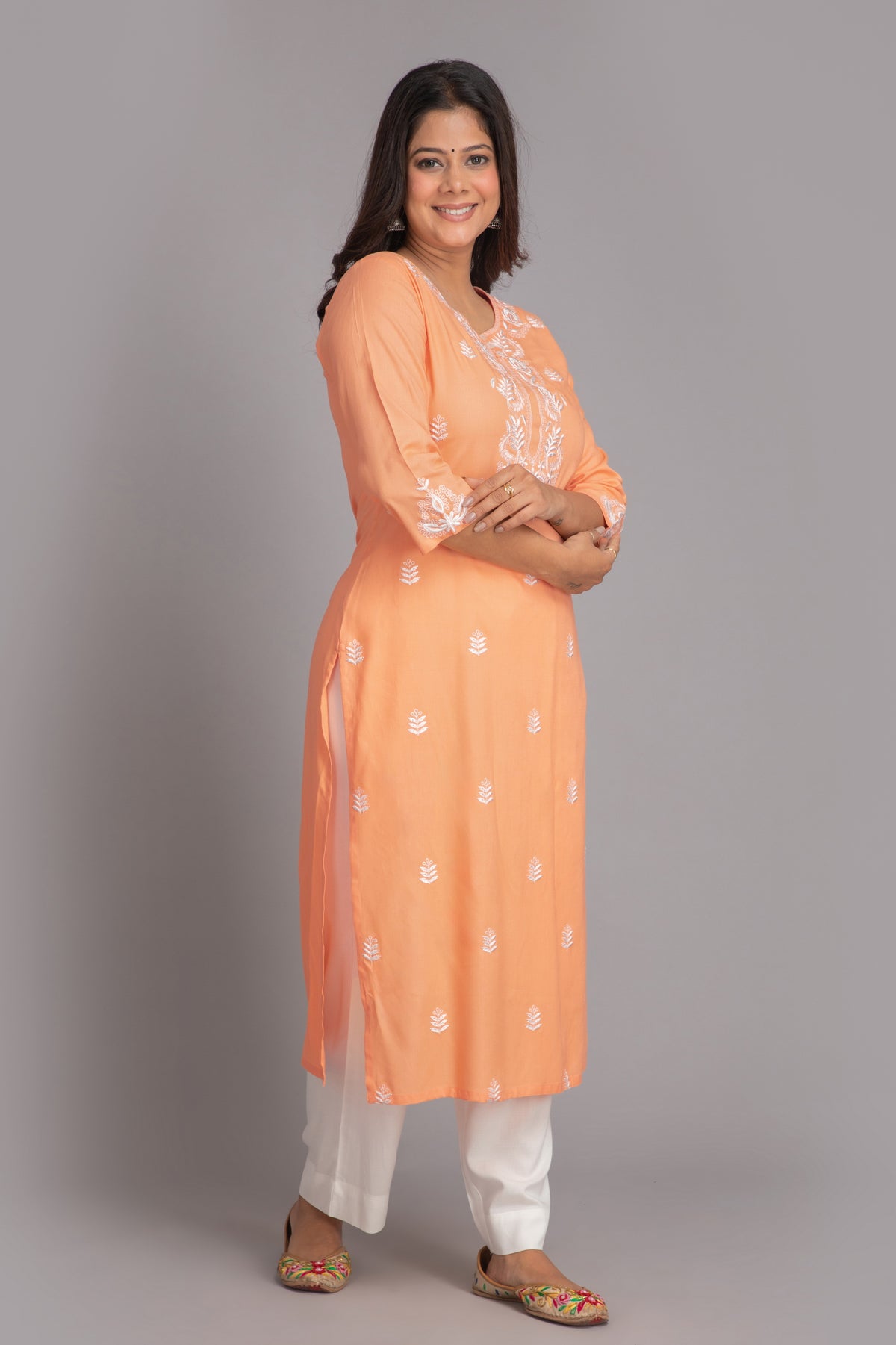 Embroidered 2-piece Kurta and Pant Set