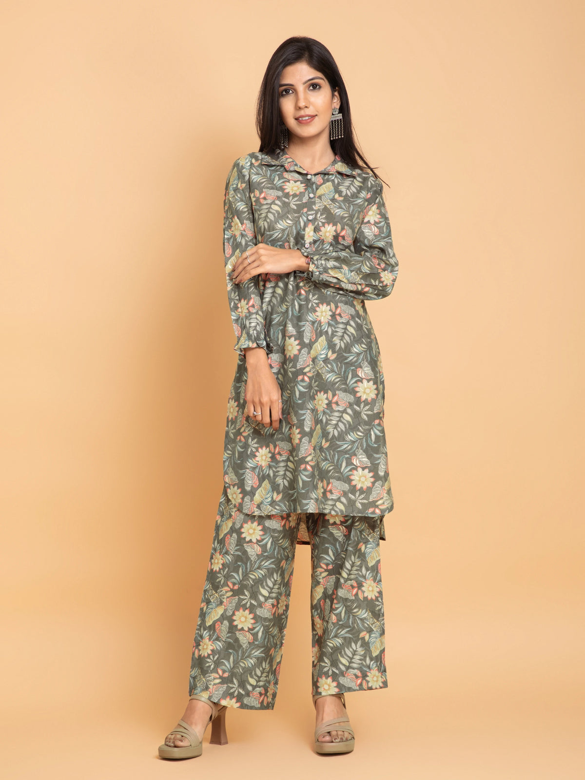 FLORAL PRINTED 2PC CO-ORD SET DETAILED WITH ADDA WORK CRAFT BUTTONS