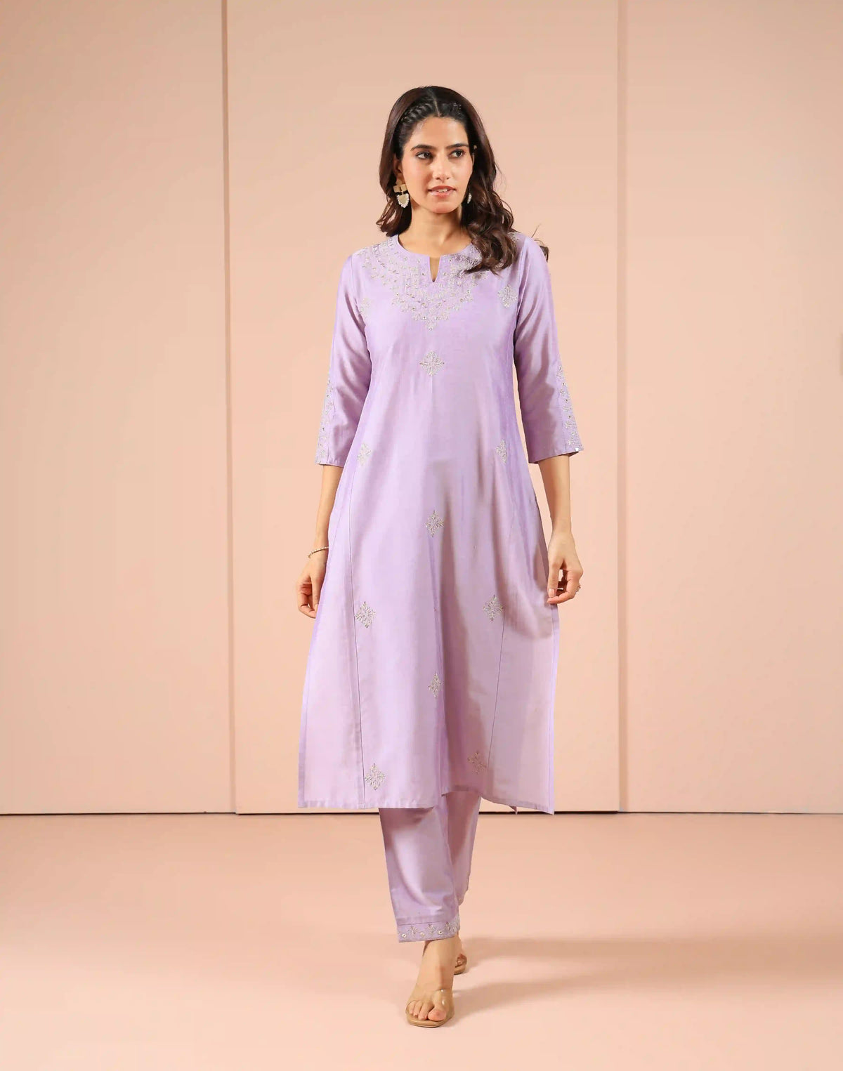 SILK BASE 3PC KALIDAR SET WITH MIRROR EMBROIDERY DETAILS